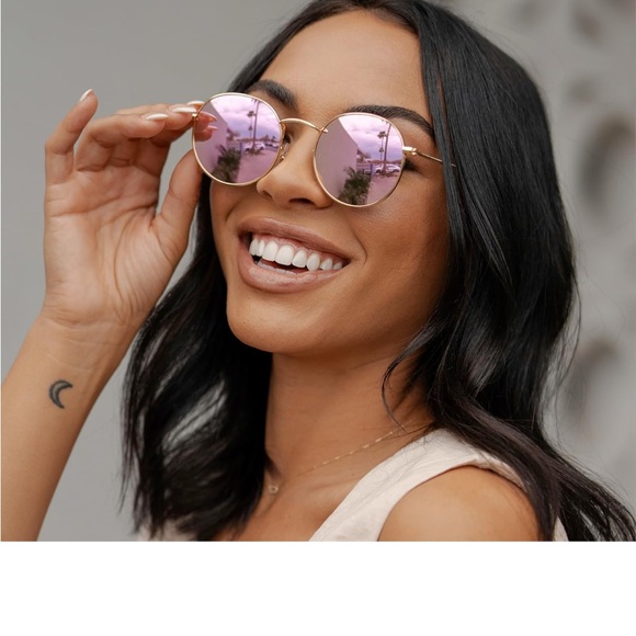 Wear Me Pro Sunglasses bundle - Picture 3 of 4